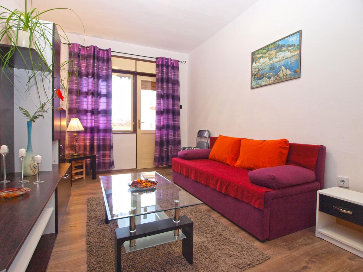 Apartment Luciano 1540 Pula Bagian luar foto