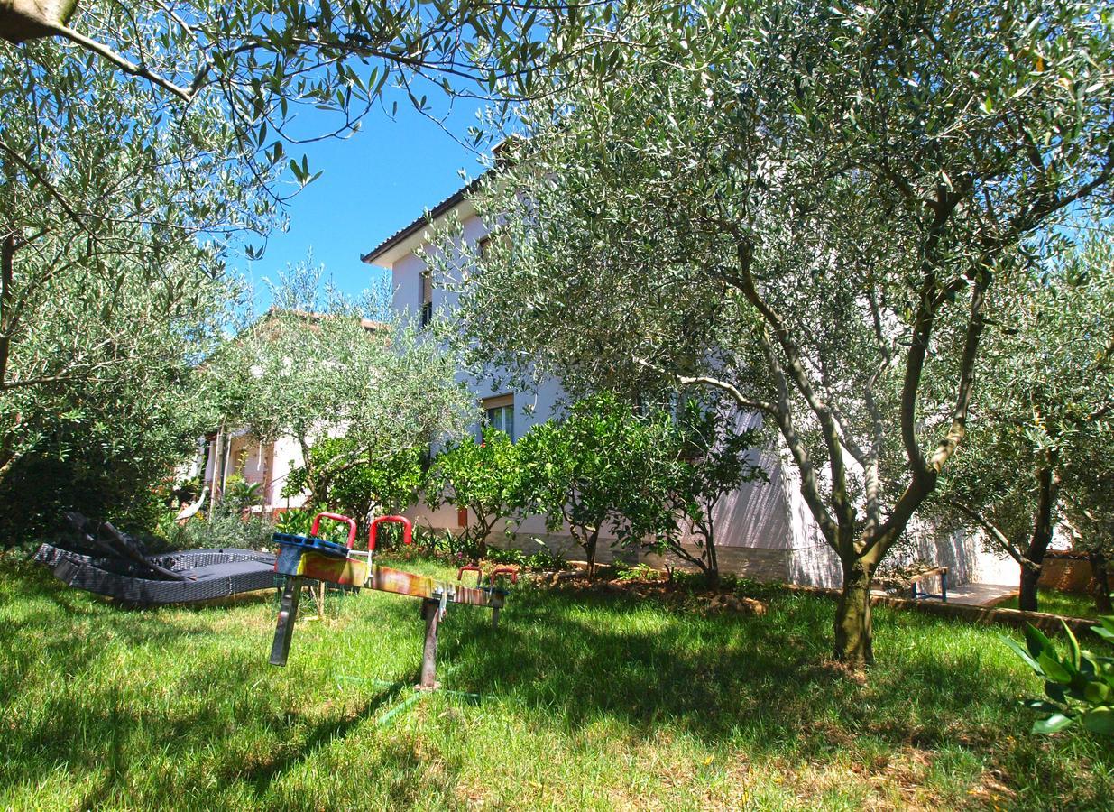 Apartment Luciano 1540 Pula Bagian luar foto