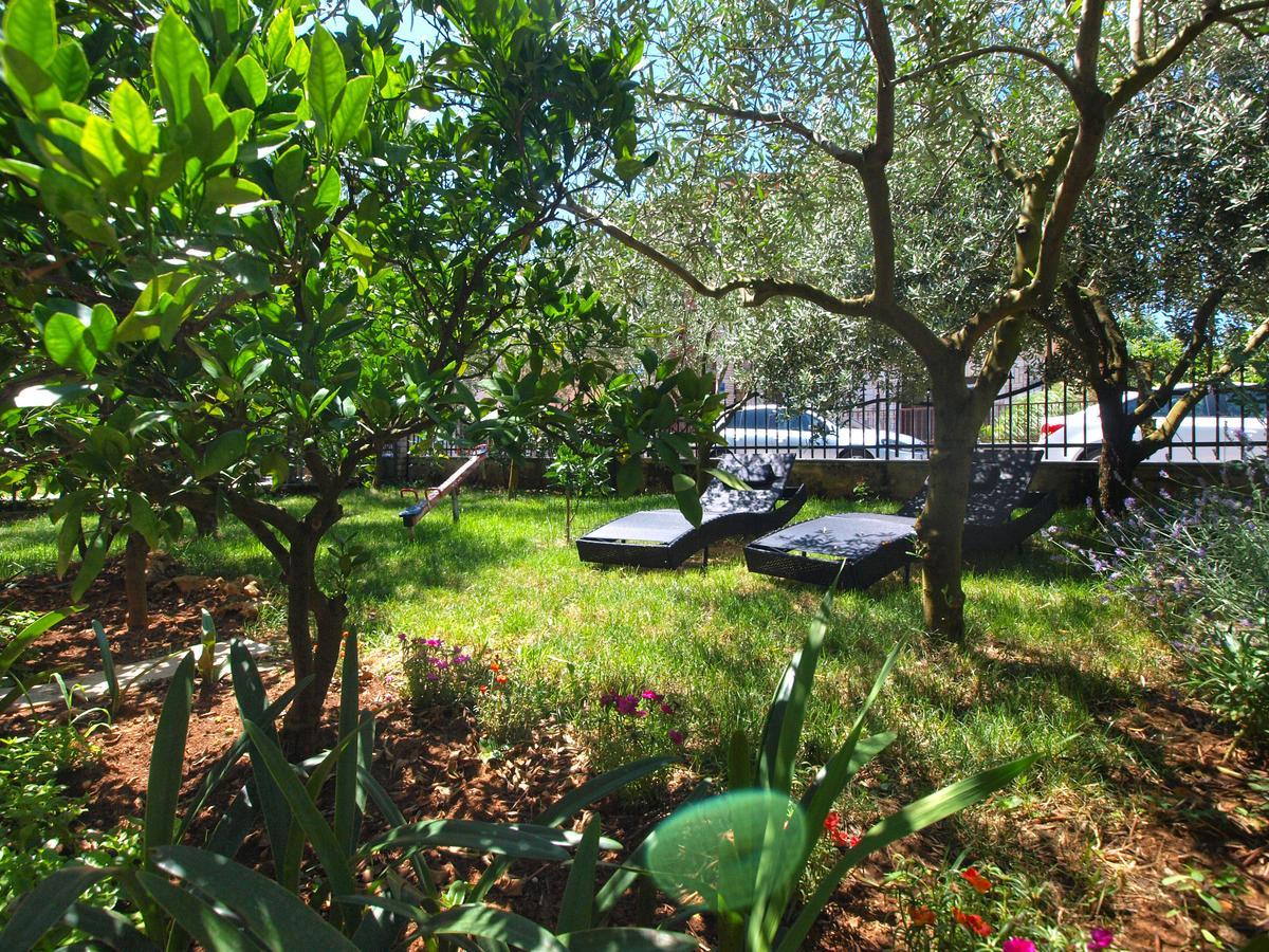 Apartment Luciano 1540 Pula Bagian luar foto